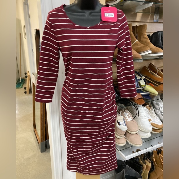 Isabel Maternity by Ingrid & Isabel Dresses & Skirts - NWT Isabel Maternity By Ingrid 3/4 Scoop T-shirt Dress Burgundy
